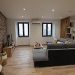 Belle Vue *